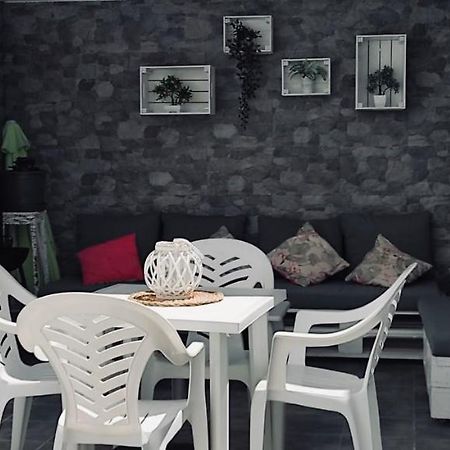 Apartamento Yale Тіас Екстер'єр фото