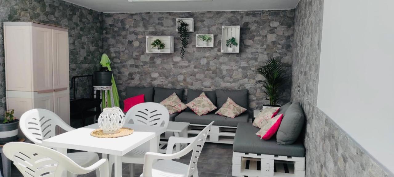 Apartamento Yale Тіас Екстер'єр фото